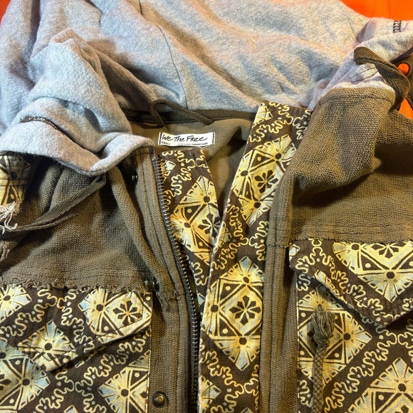 Free People We The Free Hooded Vest Jacket - Picture 3 of 14